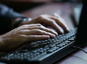 Քննիչը ստացել է 5մլն դրամ կաշառք․ ԱԱԾ