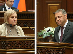 Новые судьи КС были приведены к присяге в НС