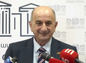 Мы не ставим вопрос о признании Арцаха, мы не хотим давать Азербайджану возможность действовать с позиции силы: Виген Хачатрян