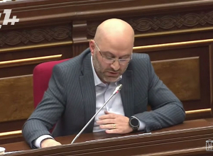 Բանկը տոկոսներ է գանձում, նրանք վերածվում են լոմբարդների, ինչո՞ւ․ Դավիթ Առուշանյան