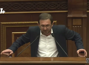 Лачинский коридор тогда открыл армянский народ: Гегам Манукян