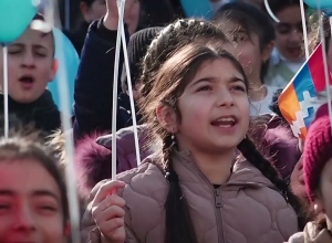 Откройте Дорогу жизни, призыв арцахских школьников