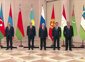 Пашинян, Алиев, Путин и другие сфотографировались в Петербурге в рамках саммита СНГ