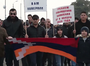 Возле аэропорта Арцаха стало больше костров