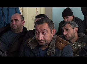 Ադրբեջանի նպատակն է Լաչինի միջանցքին КПП դնել. արցախի պատգամավորները հանդիպել են բնակիչների հետ