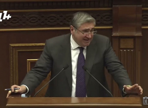 Արցախը փոխանակման ենթակա չէ՛․ հայրենիքը հայրենիքով չե՛ն փոխում․ Խաչատրյան