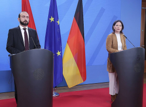 Արարատ Միրզոյանի եւ Գերմանիայի ԱԳ նախարար Անալենա Բերբոքի  մամուլի ասուլիսը