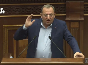 Вы заявляете одно, а делаете совсем другое: разве вы легитимны? Арцвик Минасян