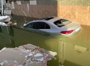 Թուրքիայում ծովի մակարդակը բարձրացել է եւ հեղեղել  քաղաքի փողոցները