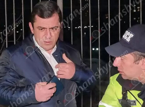 Երևանում ավտովթարի է ենթարկվել Պետական վերահսկողական ծառայության պետի տեղակալ, գնդապետ Ռոբերտ Բազիկյանը. Shamshyan.com