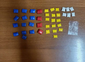 При обыске у задержанного было обнаружено 40 упаковок с наркотиками. разоблачение полиции Муша