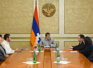 Նախագահ Հարությունյանն ընդունել է Արցախի հանրային հեռուստառադիոընկերության խորհրդի անդամներին