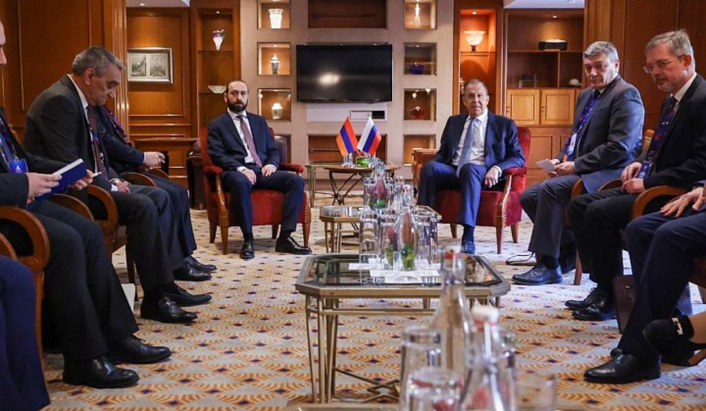 03032023 Встреча с мининдел Армении