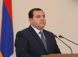 Ադրբեջանի ԶՈՒ-ն տեւական օրեր է՝ կրակի տակ է պահում Սարուշենի միակ դաշտը՝ զրկելով բնակիչներին հաց ունենալու հնարավորությունից․ ԱՀ պետնախարար