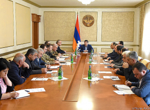 После этого азербайджанская сторона передала нам, что либо мы принимаем интеграционную политику, либо решения существующих проблем не будет: Арутюнян