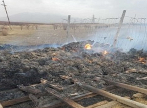 Աշտարակ քաղաքում այրվել է կուտակած անասնակեր