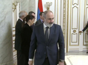 Վարչապետն ընդունել է Microchip Technology ընկերության փոխնախագահին