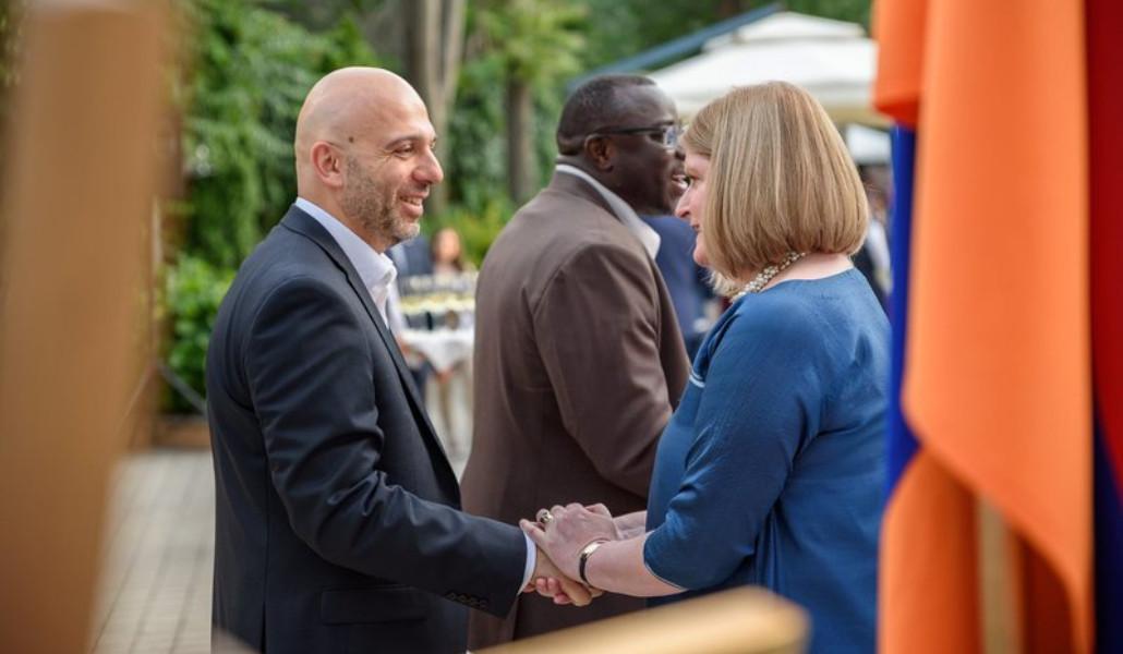 aloyan_-_farnworth_2018_UK-Embassy-FB