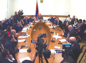 Папикян купил дом в кредит, пресса пишет: откуда у него 400 тысяч долларов? Армен Хачатрян