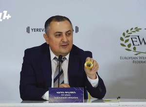 Ровно 40 лет назад комплекс должен был открыться и должен был пройти чемпионат по тяжелой атлетике, и вот...