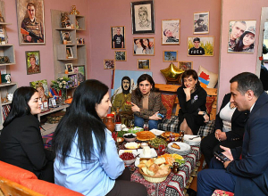 Մարիամի հետ Սյունիքի մարզում ենք․Աննա Հակոբյանը գրառում է արել