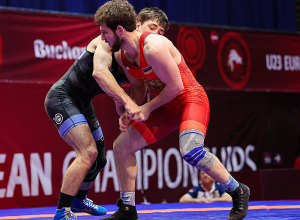 Էդիկ Հարությունյանը հաղթեց ադրբեջանցի ըմբիշին և մեդալ նվաճեց. մյուսները պարտվեցին