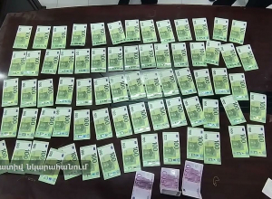 Կիլոգրամներով թմրամիջոցներ, հրազեններ, 51900 դոլար և 187700 եվրո․Քրեական ոստիկանության բացահայտումը