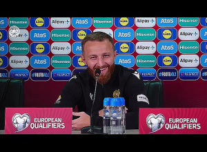 Ալեքսանդր Պետրակովի և Վարազդատ Հարոյանի ասուլիսը Հայաստան-Թուրքիա խաղին ընդառաջ