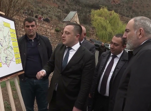 Փաշինյանը Նորավանքում էր