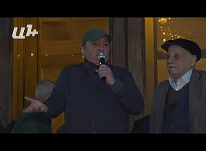 Где олигархи этой страны? Давайте, приходите: Грант Багратян