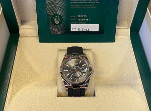 ՊԵԿ ը բացահայտել է առանց հարկերի վճարման բրենդային ժամացույցների առուվաճառքի գործունեության դեպք