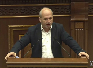 Всех облагаете налогом, а сфера SMM, блогеры: Гегам Назарян