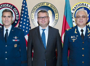 Ադրբեջանի պաշտպանության փոխնախարարը Պենտագոնում քննարկել է ռազմական օդաչուների պատրաստման հարցեր