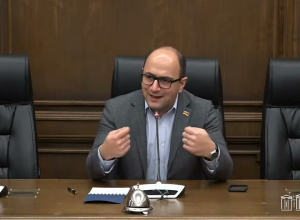 Кому отчитываются наблюдатели ЕС? Мамиджанян