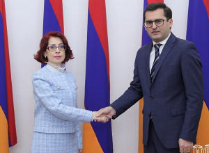 Акоп Аршакян принял посла Сирии в Армении