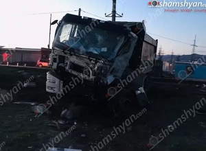 Արմավիրի մարզում բախվել են Երևան-Գյումրի մարդատար գնացքն ու FAW բեռնատարը․ կան վիրավորներ․ shamshyan.com