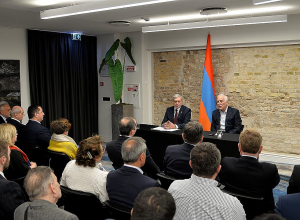 Президент Ваагн Хачатурян встретился с представителями армянской общины Литвы