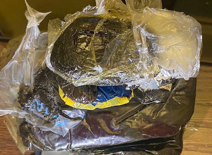 Ոստիկանները թմրամիջոցների իրացման բազմադրվագ դեպք են բացահայտել․ 10 անձ ձերբակալվել է