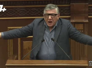 Кто знает, о чём второй и третий президенты говорили и вели переговоры с Алиевым по-азербайджански? Х. Сукиасян