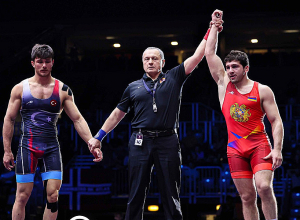 Մալխաս Ամոյանը հաղթեց թուրք ըմբիշին և մտավ եզրափակիչ. Եվրոպայի առաջնություն