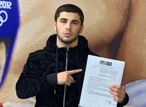 Հայաստանի 19-ամյա բռնցքամարտիկը կնքել է պրոֆեսիոնալ պայմանագիր