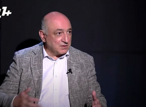 Административная граница между Азербайджаном и Арменией не может оставаться в том же виде: Борис Навасардян