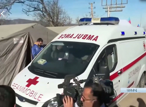 Հակարիի կամրջի մոտ ադրբեջանցիները ստուգել են բուժառուներին եւ բուժանձնակազմին, շտապօգնության մեքենան