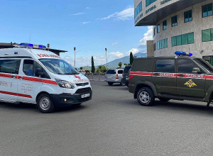 9 пациентов из Арцаха доставлены в медицинские центры РА в сопровождении российских миротворцев