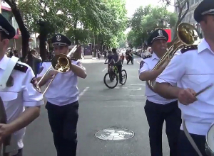 Поздравляем со 105-летием Первой Республики Армения