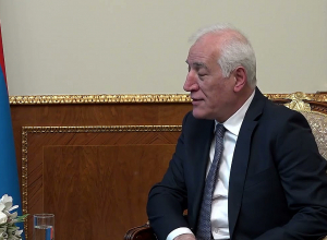 Ваагн Хачатурян провёл прощальную встречу с послом Словении