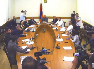 18-27 տարեկան կանայք կարող են մինչև մարտի 1-ը կամ հոկտեմբերի 1-ը դիմել զորակոչի համար. Պապիկյան