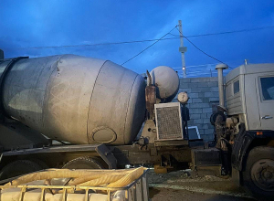 Стрельба велась с боевых позиций противника в направлении строящегося завода в поселке Ерасх: Детали CК