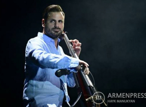 Համերգը սկսեց ինչպես հրեշտակը, եզրափակեց ինչպես սատանան. Հաուսերը «պայթեցրեց» երևանյան բեմը