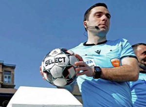 Հենրիկ Նալբանդյանը՝ Հայաստանի ֆուտբոլի 2022/2023 մրցաշրջանի լավագույն մրցավար